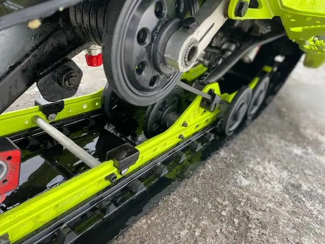 2020 Ski-Doo Renegade XRS 850 E-TEC 137’’ SAVE $2800 RABAIS