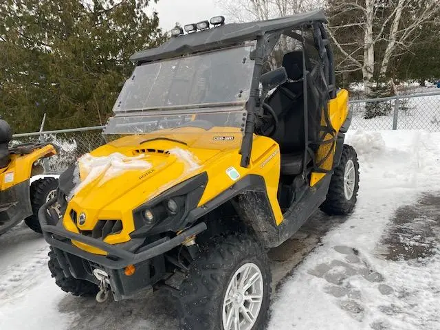 2013 Can-Am commander 800 dps 
