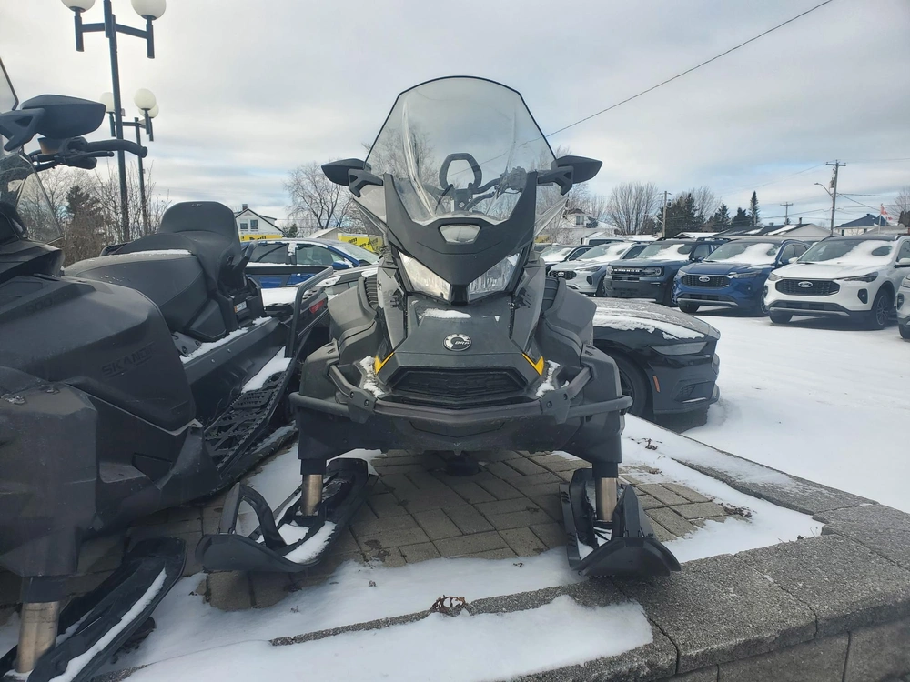 2023 Ski-doo Skandic Le alt