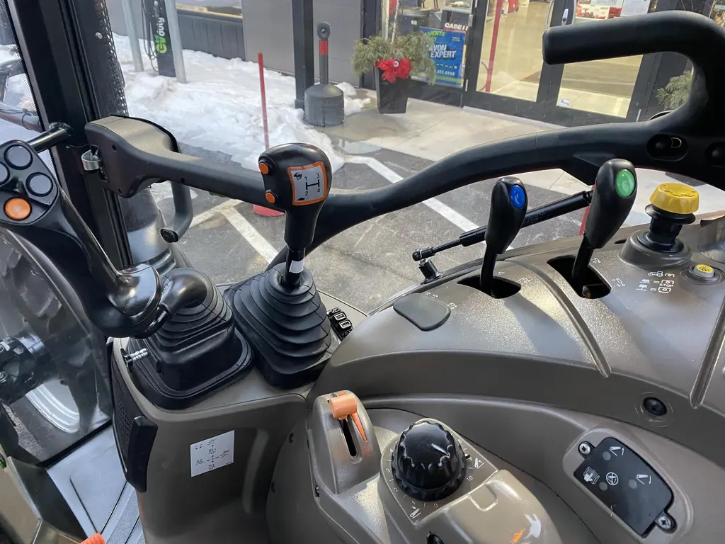 2021 Case IH Farmall 90C