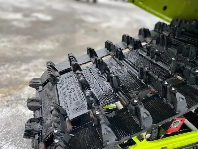 2020 Ski-Doo Renegade XRS 850 E-TEC 137’’ SAVE $2800 RABAIS