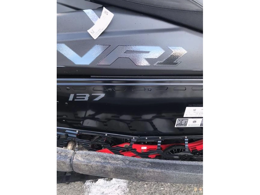 Polaris Indy® Vr1 Patriot Boost 137 2024 alt