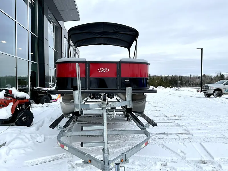 2024 Bentley Legacy 200 Cruise