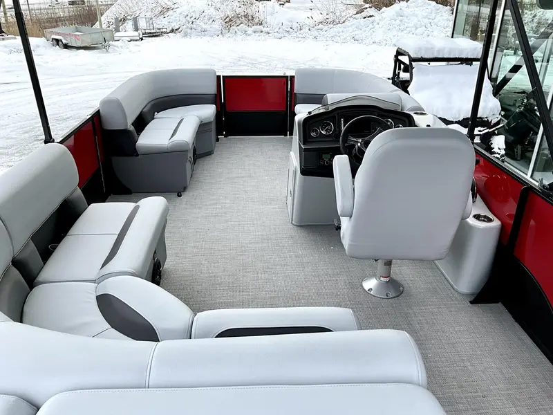 2024 Bentley Legacy 200 Cruise