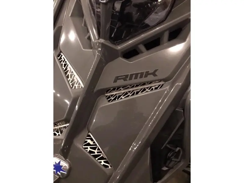 2024 Polaris RMK® KHAOS® Slash 155 Patriot 9R