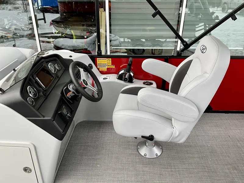 2024 Bentley Legacy 200 Cruise