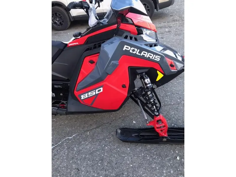 2024 Polaris INDY® XC® 137 850