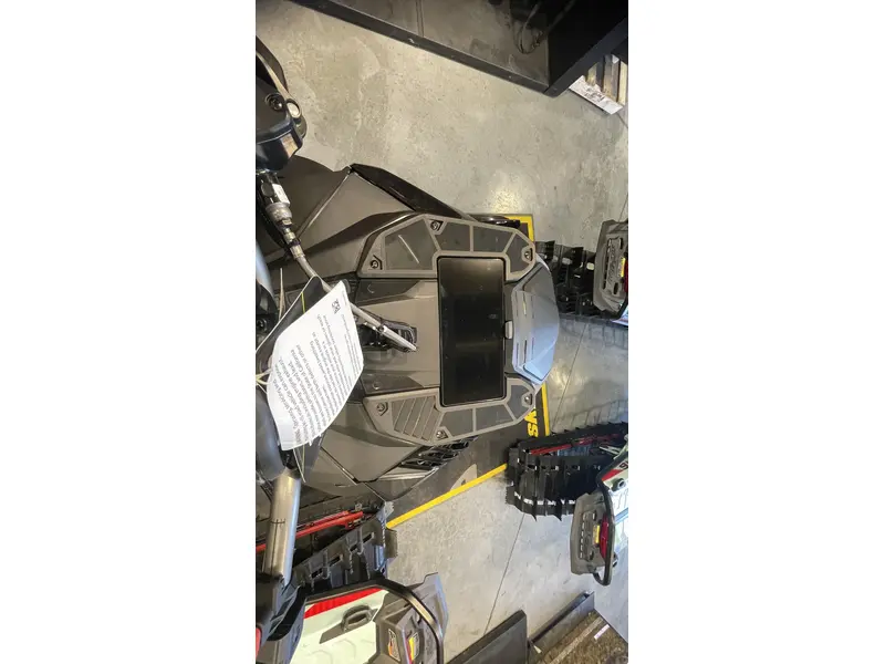 2024 LYNX SHREDDER RE 850 TURBO SHOT 154 10.25" Touchscreen