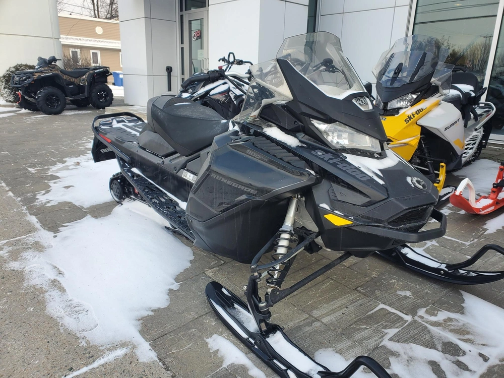 Ski-doo Renegade Adrenaline 2021 alt