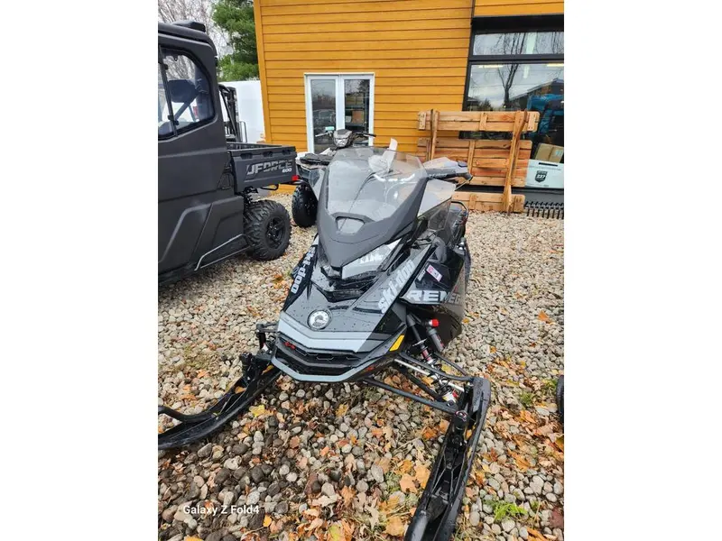 2018 SKI-DOO Renegade XRS 850