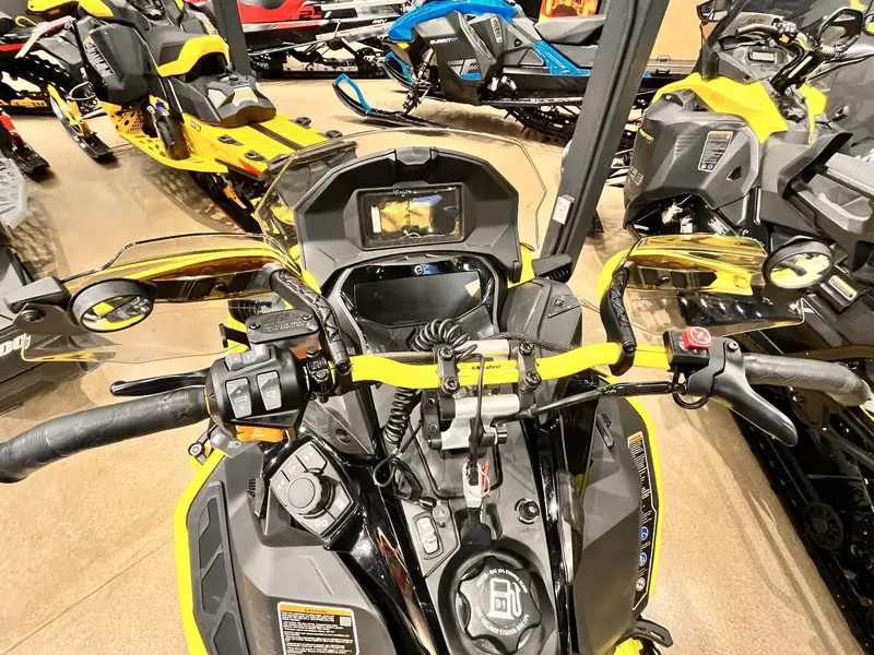 2021 Ski-Doo RENEGADE XRS 850