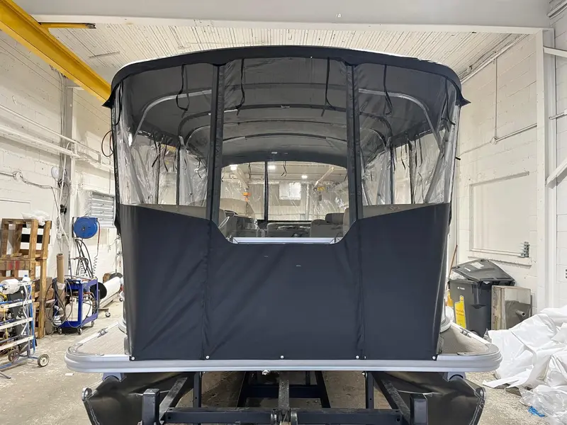 2024 Sylvan Mirage 818 Cruise