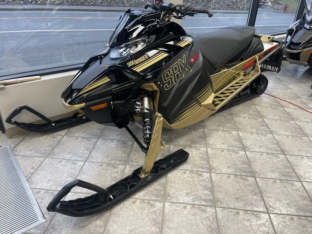 Yamaha SIDEWINDER SRX  2024