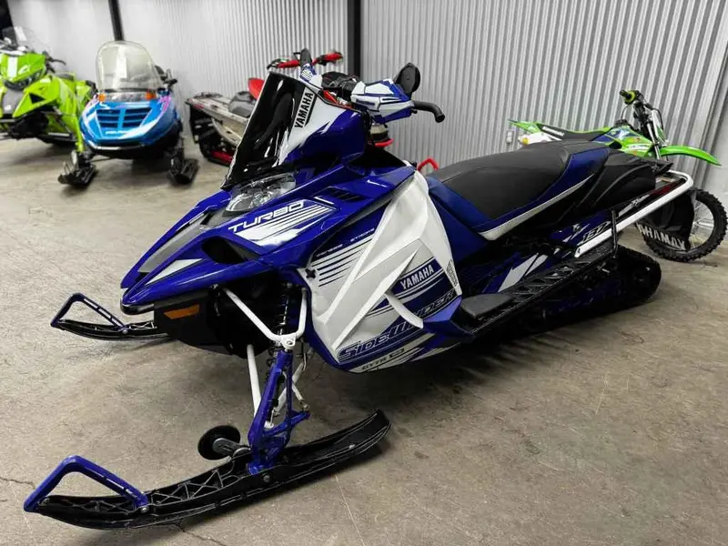 2017 Yamaha SIDEWINDER LTX DX