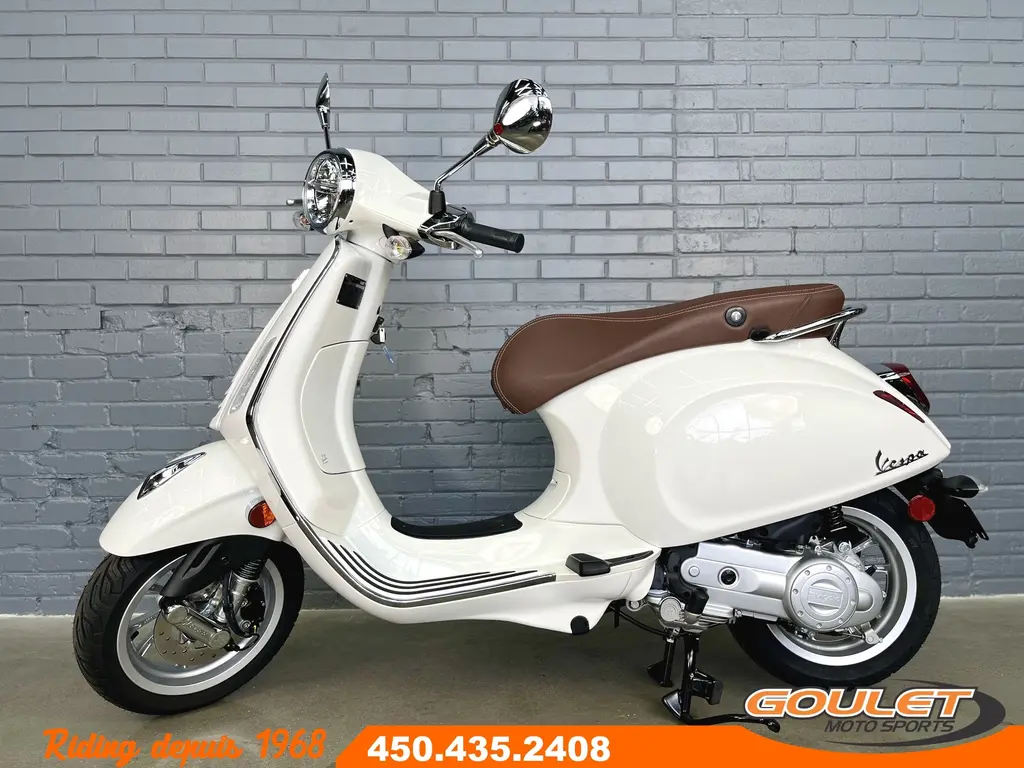 Vespa Primavera 50 BIANCO INNOCENTE 2023