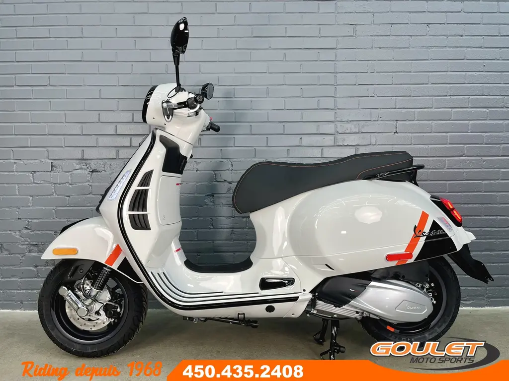 2023 Vespa GTS 300 Super Sport Bianco Innocente