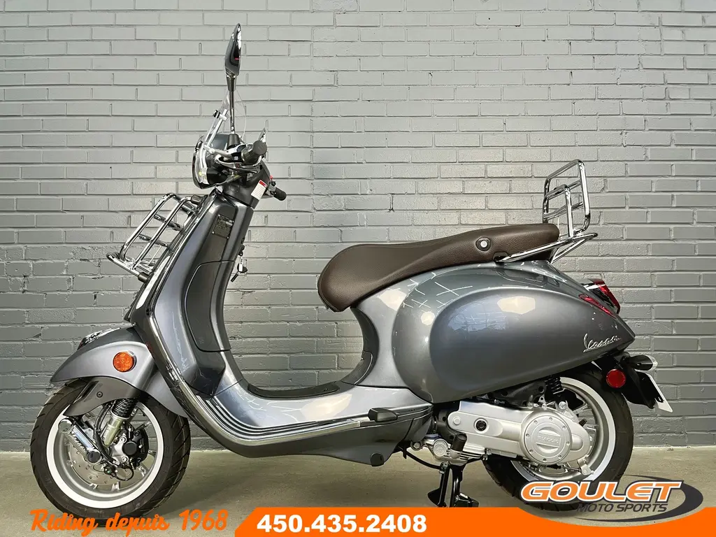 2023 Vespa Primavera 50 TOURING