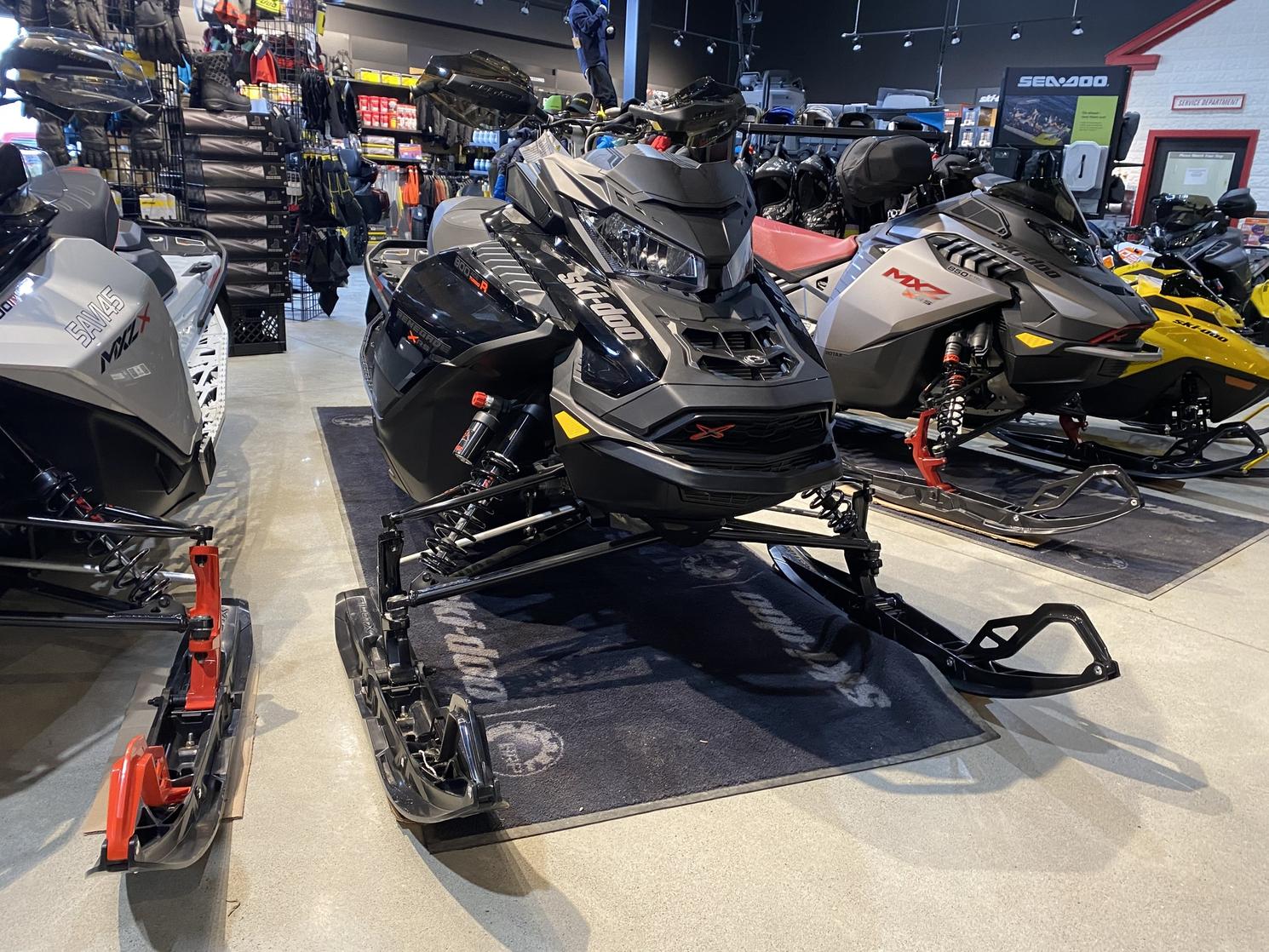 2023 Ski-Doo Renegade XRS 900ACE Turbo R