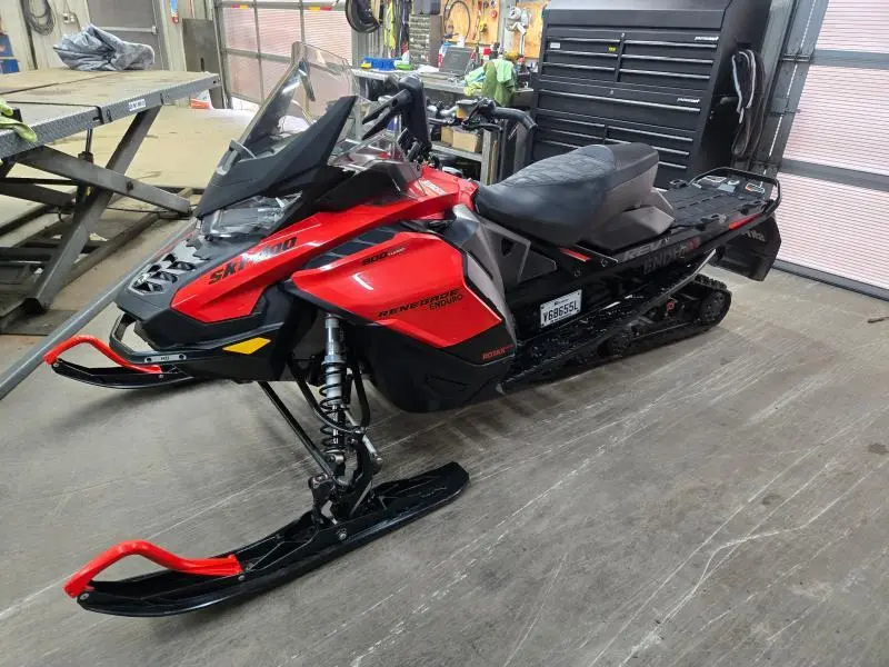 Ski-Doo RENEGADE ENDURO 900ACE TURBO 2020