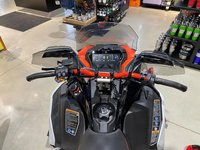 2022 Ski-Doo MXZ 850 X