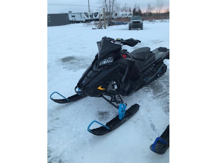 2019 Polaris 800 Switchback Assault 144 alt