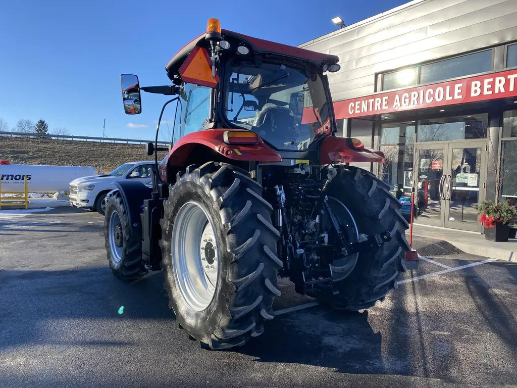 Case IH Maxxum 115 A8 2022