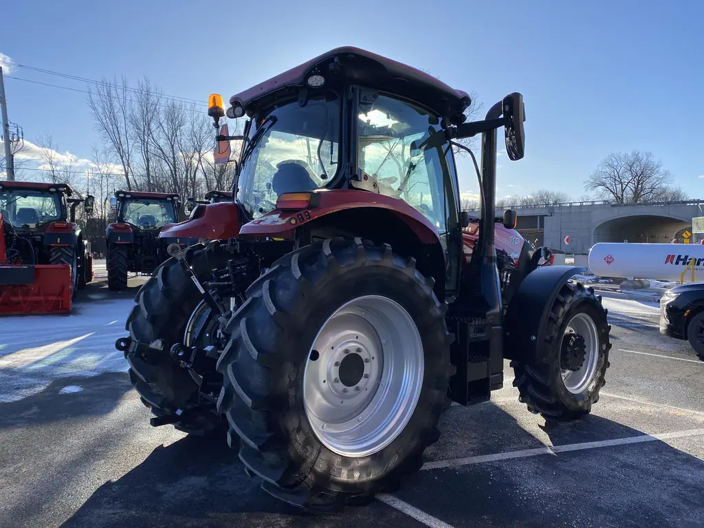 Case IH Maxxum 115 A8 2022