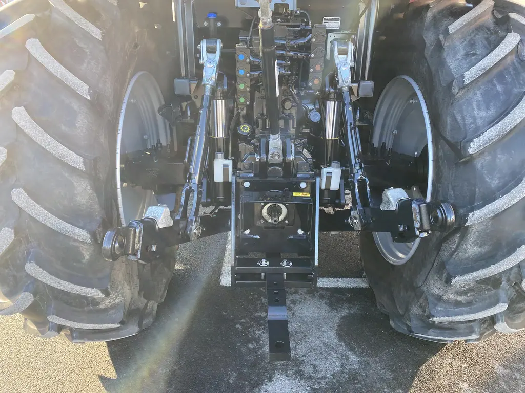 Case IH Maxxum 115 A8 2022