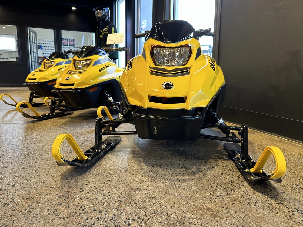2024 Ski-doo Mxz 200 alt