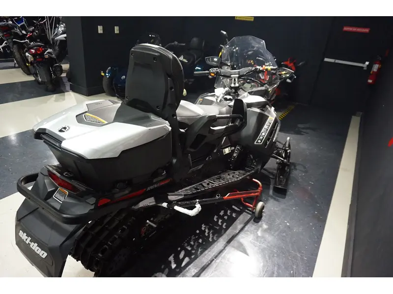 2019 Ski-Doo Grand touring ltd 900 Turbo