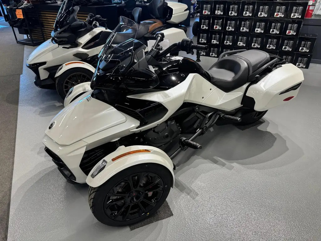 Can-Am SPYDER F3 T 2024