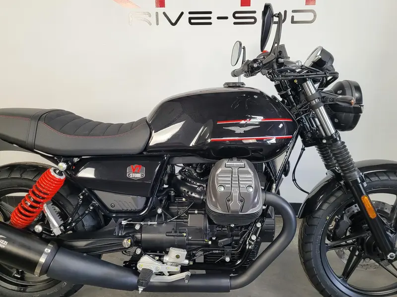 2023 Moto Guzzi V7 STONE SPECIAL EDITION *4.99% SUR 48 MOIS