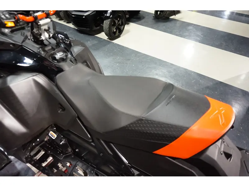 2020 Ski-Doo Renegade x 900 Turbo