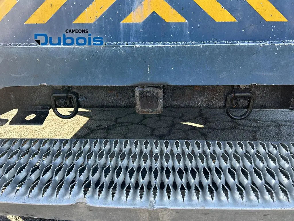 International 4400 LP 2005