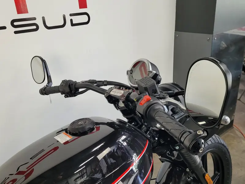2023 Moto Guzzi V7 STONE SPECIAL EDITION *4.99% SUR 48 MOIS