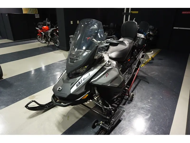 2021 Ski-Doo Grand touring ltd 900