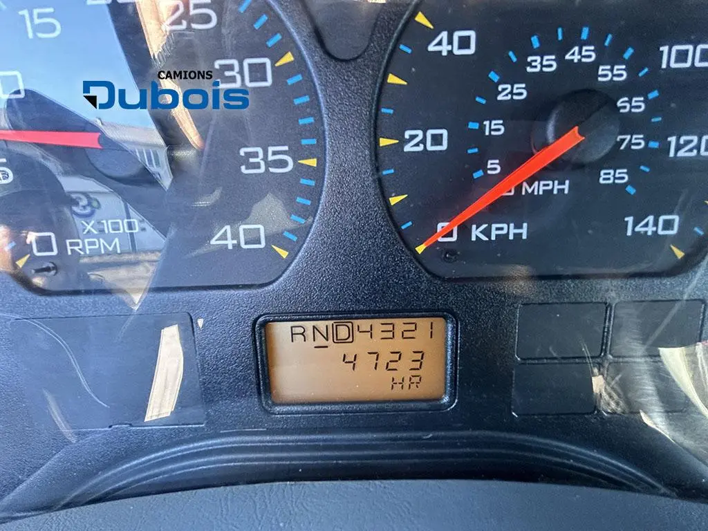 International 4400 LP 2005