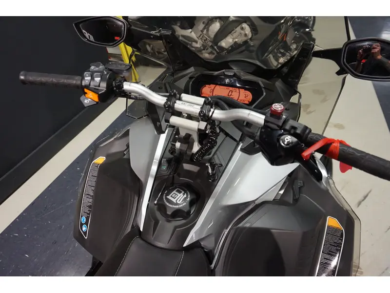 2021 Ski-Doo Grand touring ltd 900
