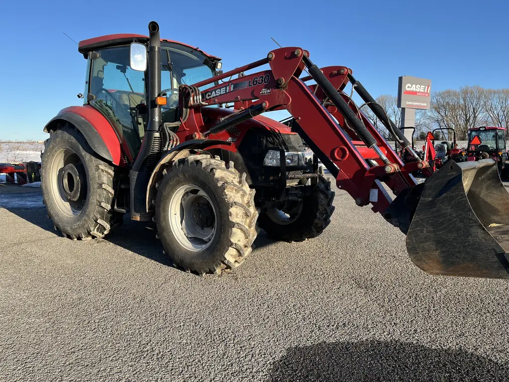 2017 Case IH Farmall 100C