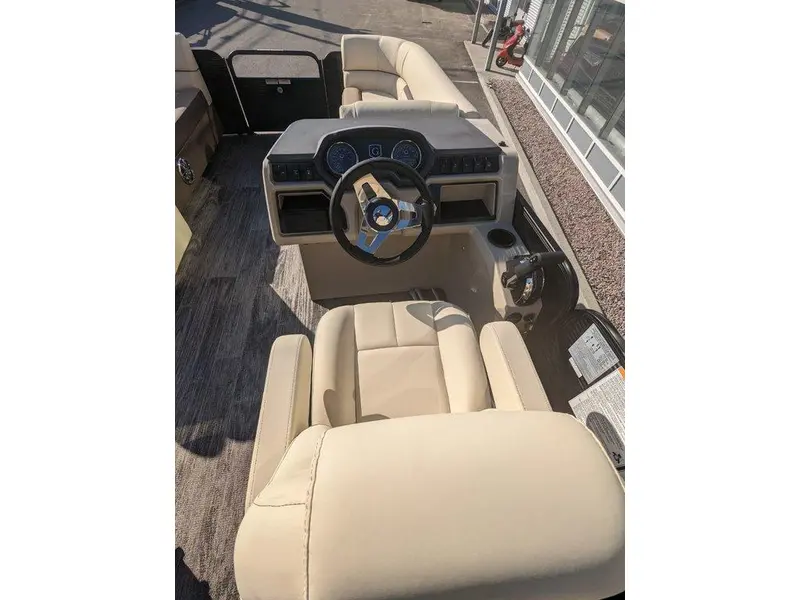 Godfrey Marine SWEETWATER 2286 MIDSHIP TABLE 2023