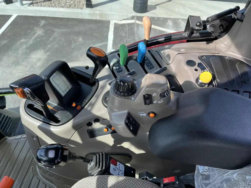 Case IH Maxxum 115 A4 2022