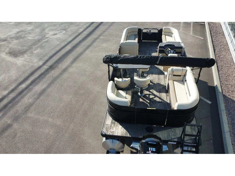 2023 Godfrey Marine Sweetwater 2286 Midship Table alt