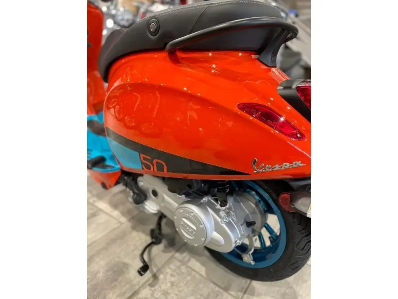 2023 Vespa Primavera 50 SE Color Vibe thumbnail 10