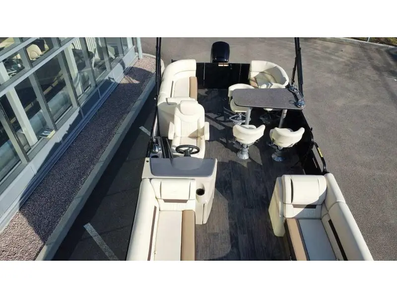 Godfrey Marine SWEETWATER 2286 MIDSHIP TABLE 2023