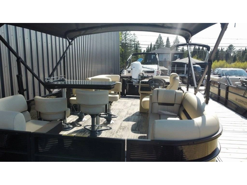 2023 Godfrey Marine Sweetwater 2286 Midship Table alt