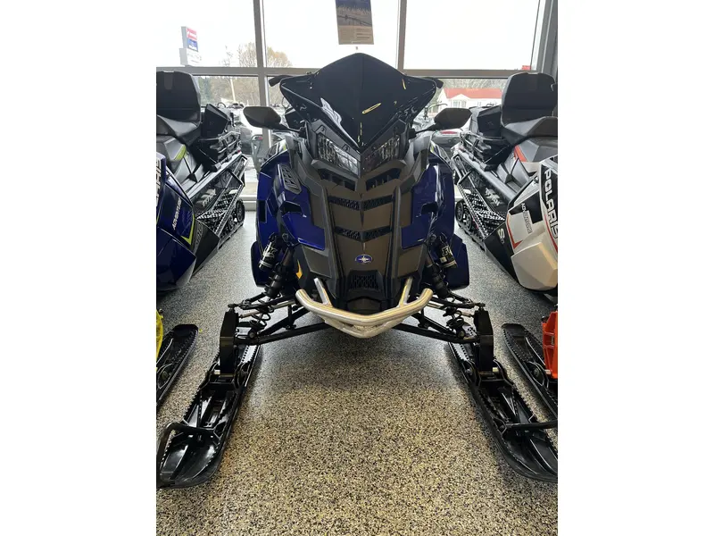 2023 Polaris TITAN PROSTAR S4 ADVENTURE 155 MOTEUR QUATRE TEMPS !