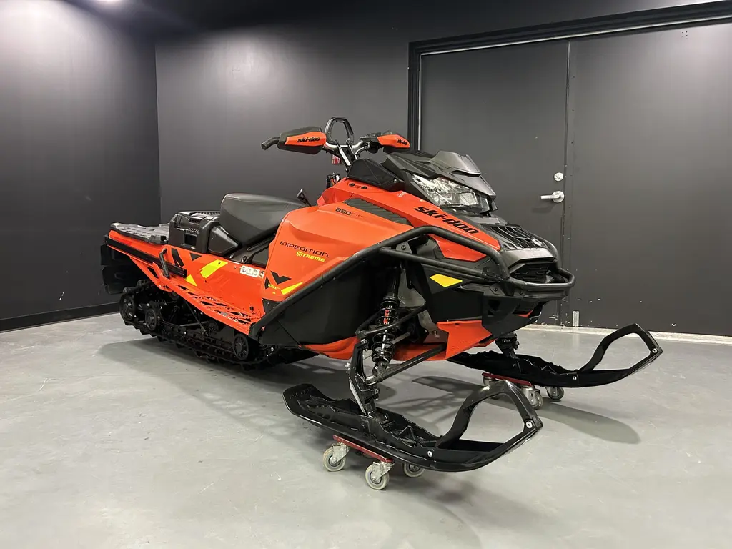 2021 Ski-Doo EXPEDITION EXTREME 850 E-TEC