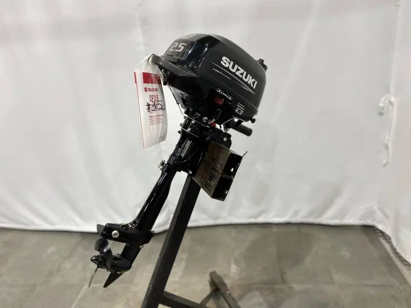 2022 Suzuki MOTEUR HORS-BORD DF2.5S