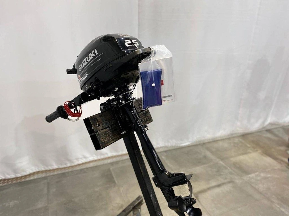 2022 Suzuki Moteur Hors-bord Df2.5s alt