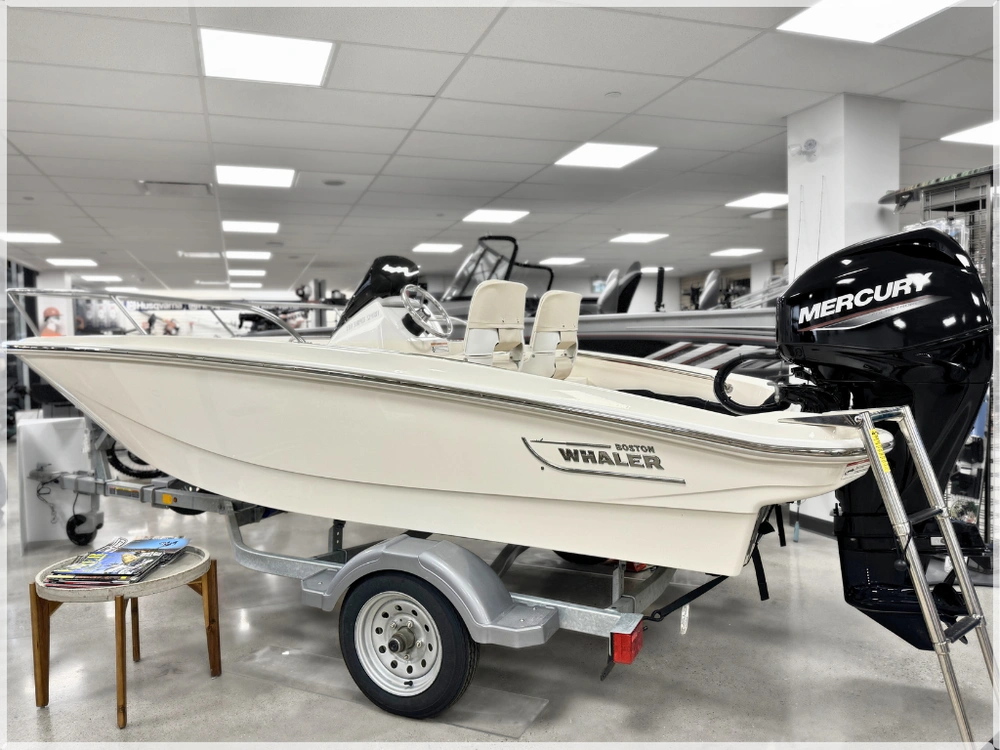 2024 Boston Whaler 130 Super Sport alt